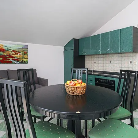 Apartment Stunning In